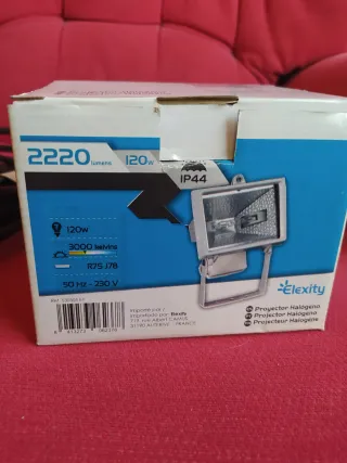 Foco halógeno con cable