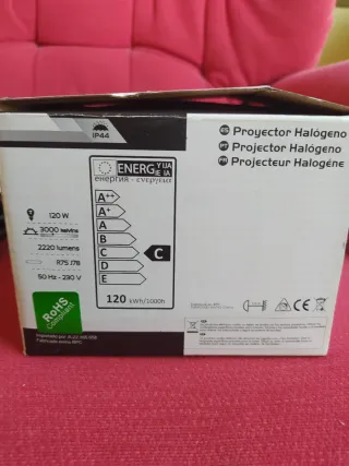 Foco halógeno con cable