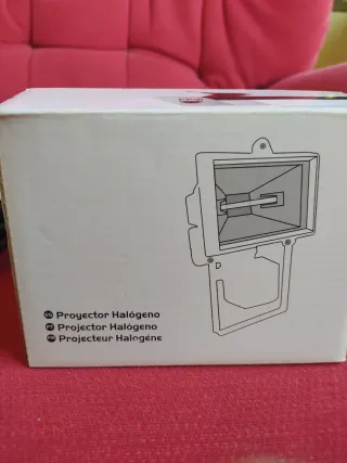 Foco halógeno con cable