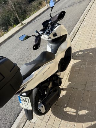 Honda PCX 125cc 2022 Blanca