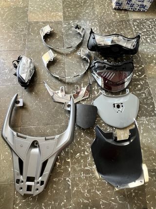 Honda sh 125i Gris