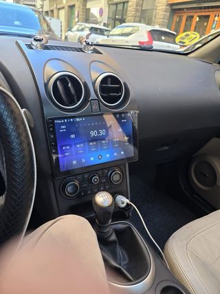 Nissan Qashqai+2 2011