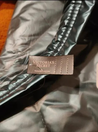 Borsa Victoria's Secret metallizzata Trapuntata