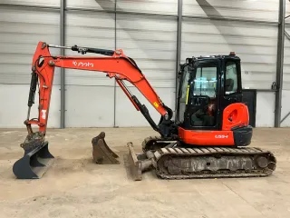 Mini excavadora Kubota U55-4