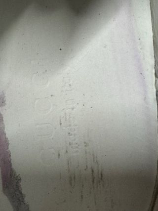 Zapatillas Gucci Negras con Banda Roja