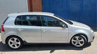Volkswagen Golf 2005