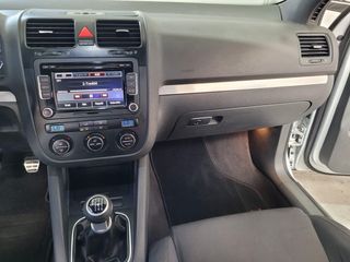 Volkswagen Golf 2005