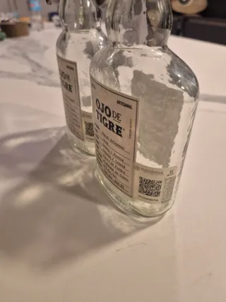 2 Bottiglie Vuote di Mezcal Ojo de Tigre