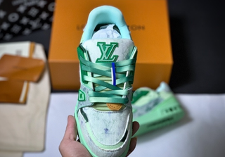 Louis Vuitton LV Trainer Edición Especial Verde