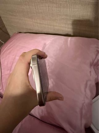 iPhone 16 Pro Max Dorado