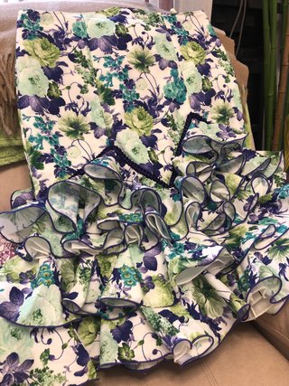Falda flamenca corta talla 46.Bajada de precio