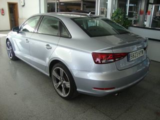 Audi A3 Sedan 1.6 TDI 110cv clean d