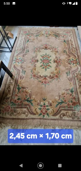 Alfombra de lana beige y multicolor