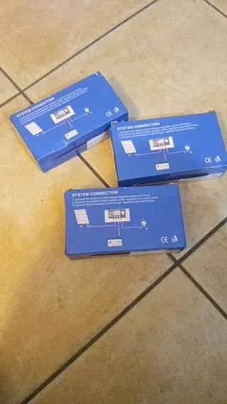 Controlador Carga Solar PWM 100A 12V/24V