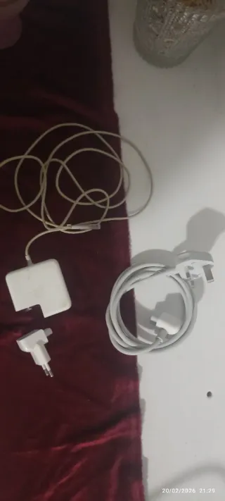 Adattatore di alimentazione per MacBook Pro Apple