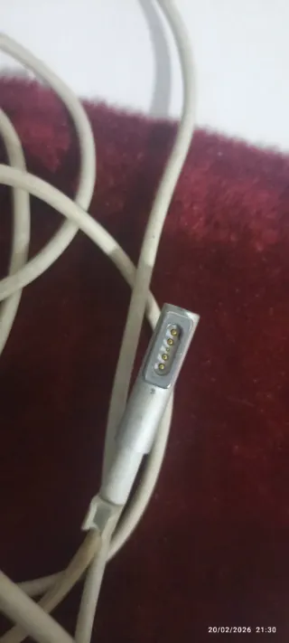 Adattatore di alimentazione per MacBook Pro Apple