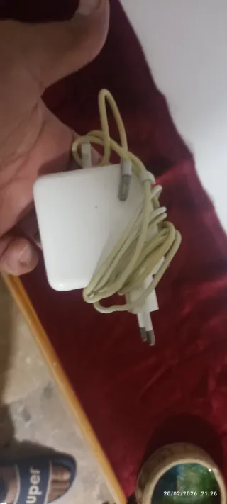 Adattatore di alimentazione per MacBook Pro Apple