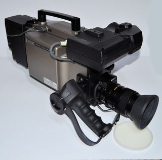 Cámara Sony DXC-1640P Vintage