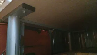 MESA ESCRITORIO MUY ROBUSTA TIPO OFICINA