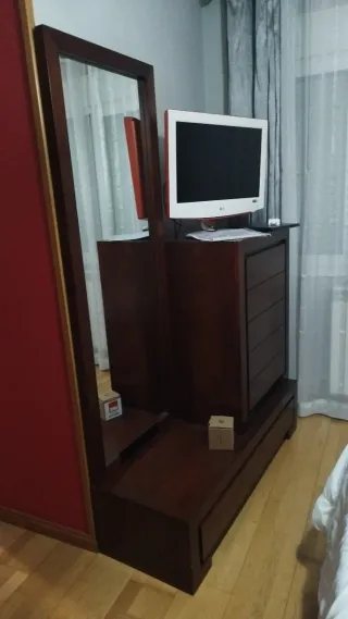 Conjunto parador, espejo y zapatero