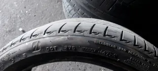 225/40 R19 93Y