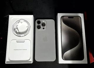 iPhone 15 Pro Max Gris