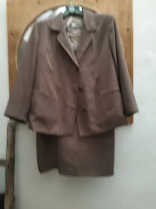 Tailleur vintage marrone