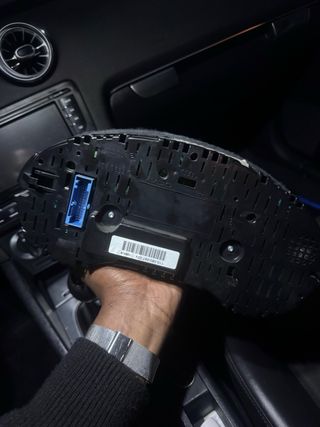 Cuadro instrumentos Audi A3 8P 2008