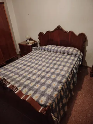 Cama de madera de 135v180