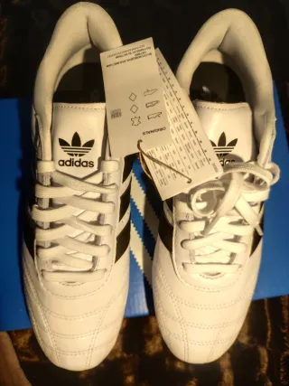 Zapatillas Adidas Taekwondo Blancas y Negras