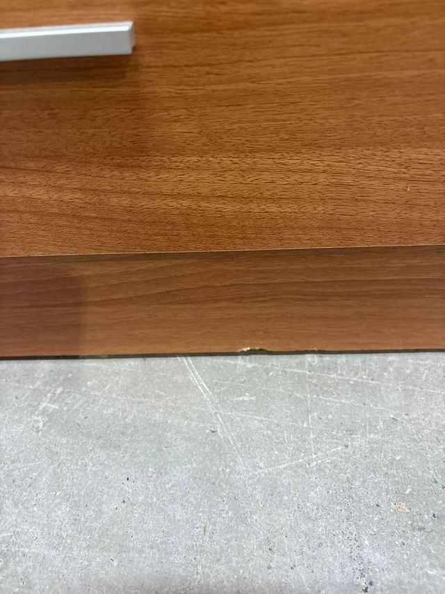 CÓMODA Y 2 MESITAS DE NOCHE