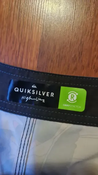 Bañador Quiksilver estampado palmeras