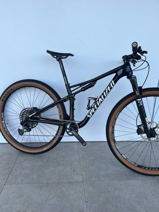 Bicicleta Specialized Carbono Doble Suspensión