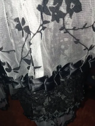 Vestido fiesta blanco y negro floral