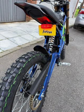 Surron Light Bee 2025 Moto Eléctrica
