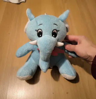 Peluches variados. 2e cada uno.