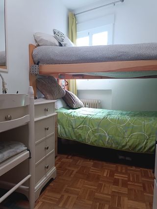 SE ALQUILA UNA HABITACIÓN ZONA PUEBLO NUEVO