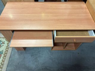 ESCRITORIO DE MADERA