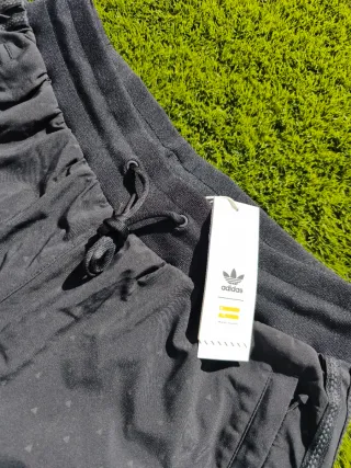 Pantalón Adidas Pharrell Williams Negro