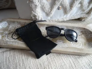 Occhiali da sole Hawkers donna neri e grigi