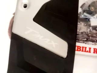 Pedane inferiori TMAX 530 560