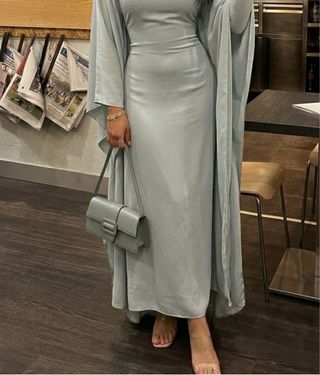 Abaya suave azul/verde agua