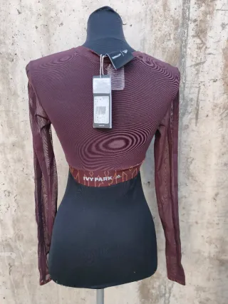 Top deportivo Ivy Park