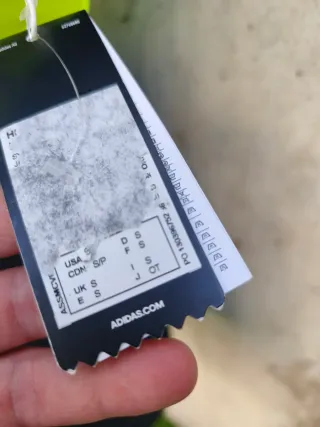 Top deportivo Adidas Ivy Park verde lima