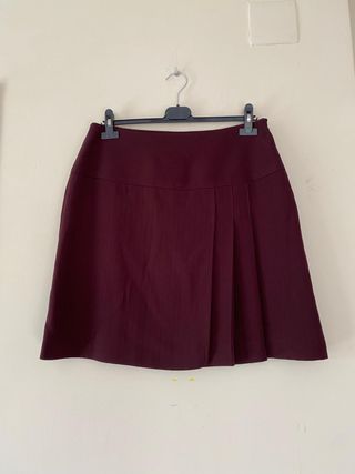 Falda Dandara color Burdeos