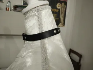 Choker da donna in similpelle