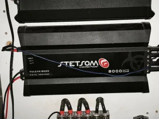 Stetsom Vulcan 8000 Amplificador Digital