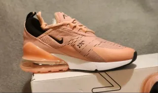 Nike Air 270