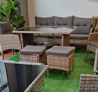 Conjunto Terraza Jardín Ratán Mesa y Sofá