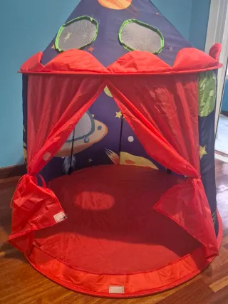 Casita infantil temática espacial